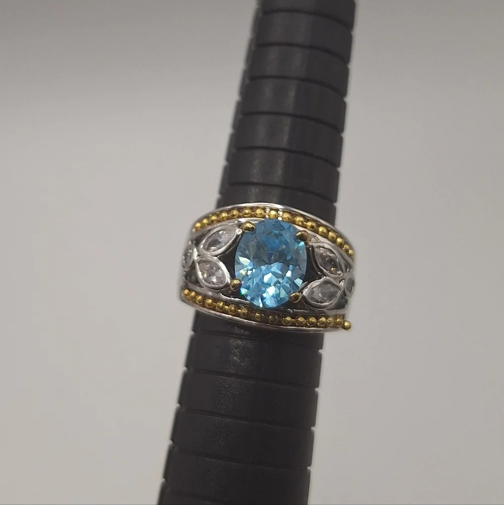 Blue Swarovski Crystal Oval Ring | Two-Tone Silver & Gold | Size 7